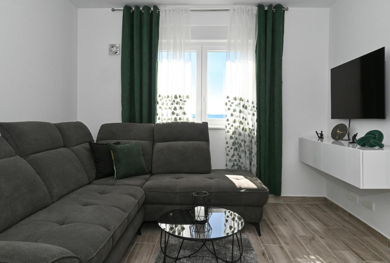 Luxury Apartment White Crystal Kastela Exterior photo