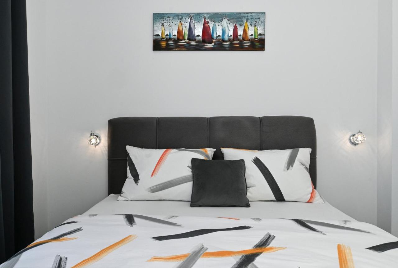 Luxury Apartment White Crystal Kastela Exterior photo