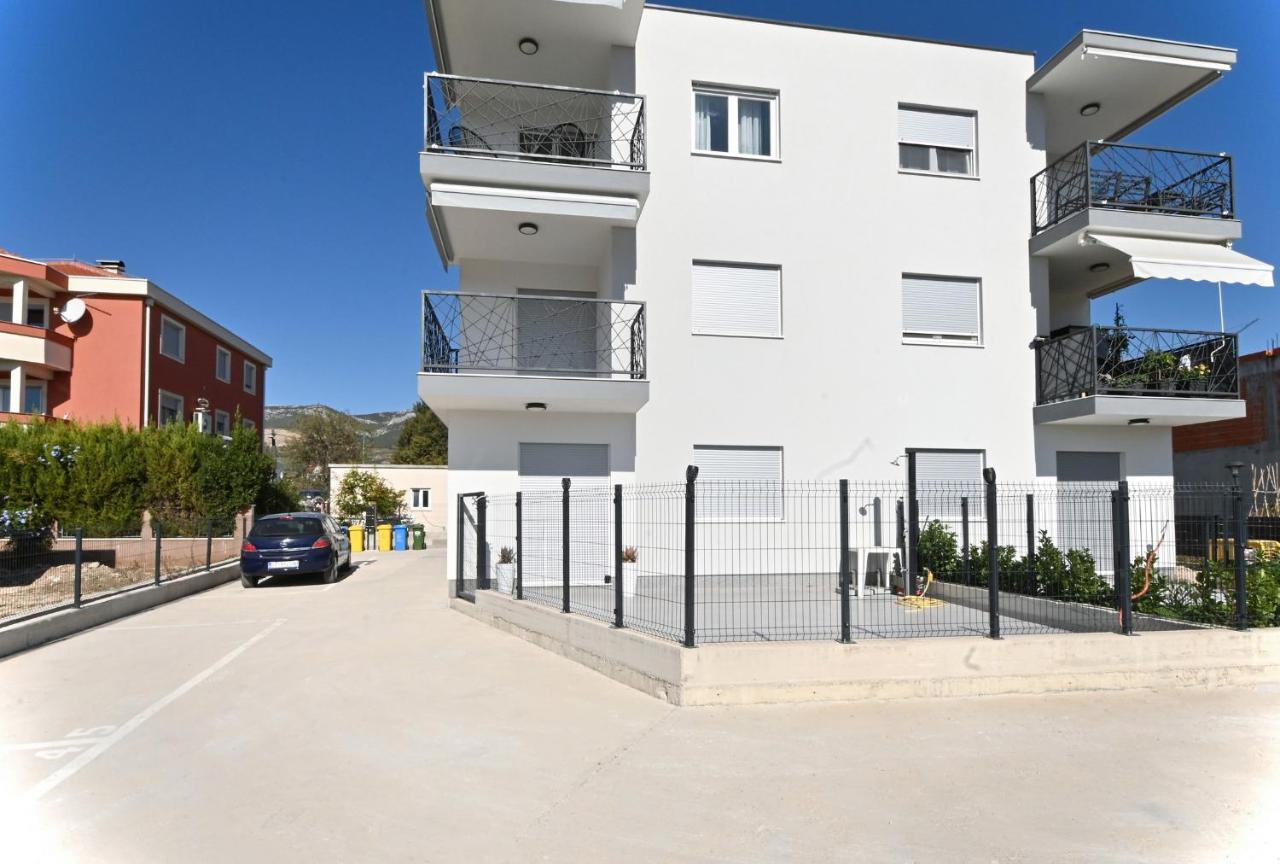 Luxury Apartment White Crystal Kastela Exterior photo
