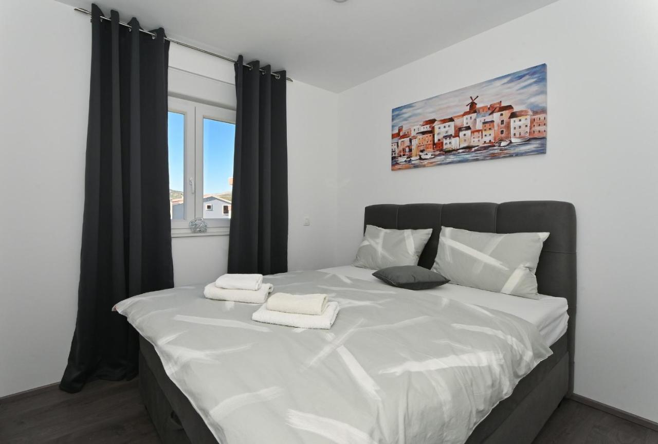 Luxury Apartment White Crystal Kastela Exterior photo